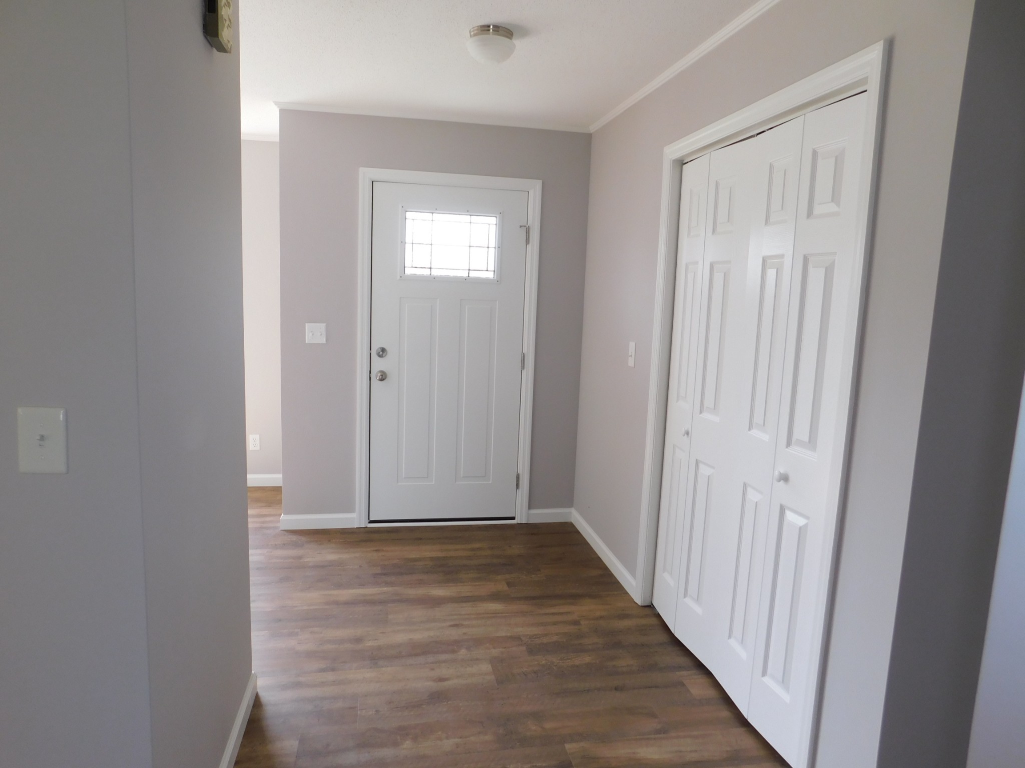 107 Glade Dr