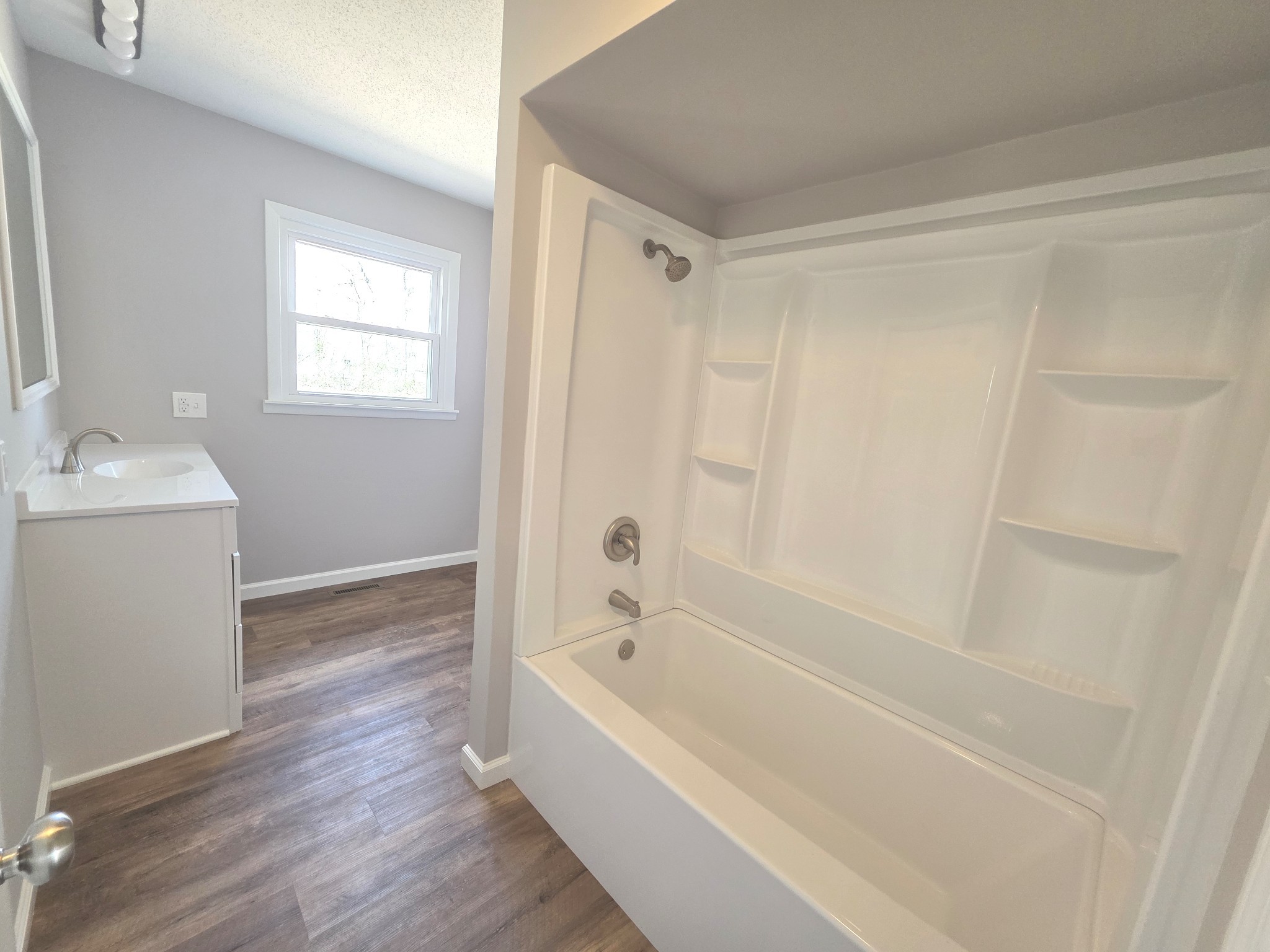 107 Glade Dr