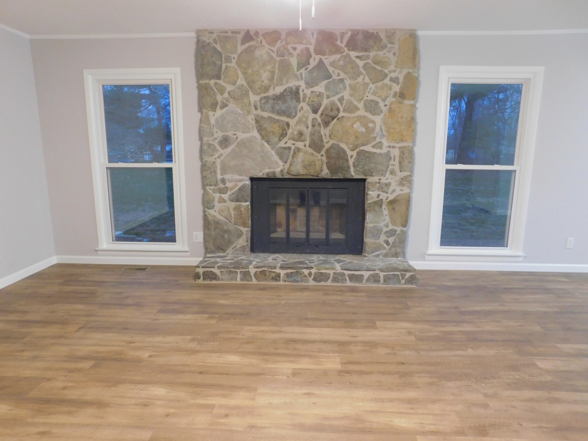 107 Glade Dr