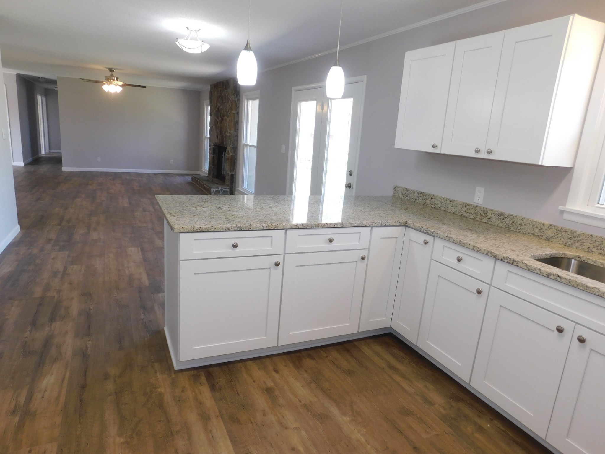 107 Glade Dr