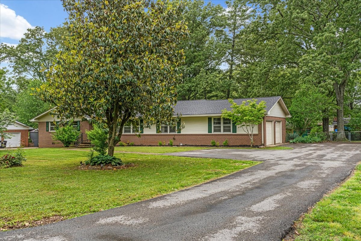 419 Westwood Dr
