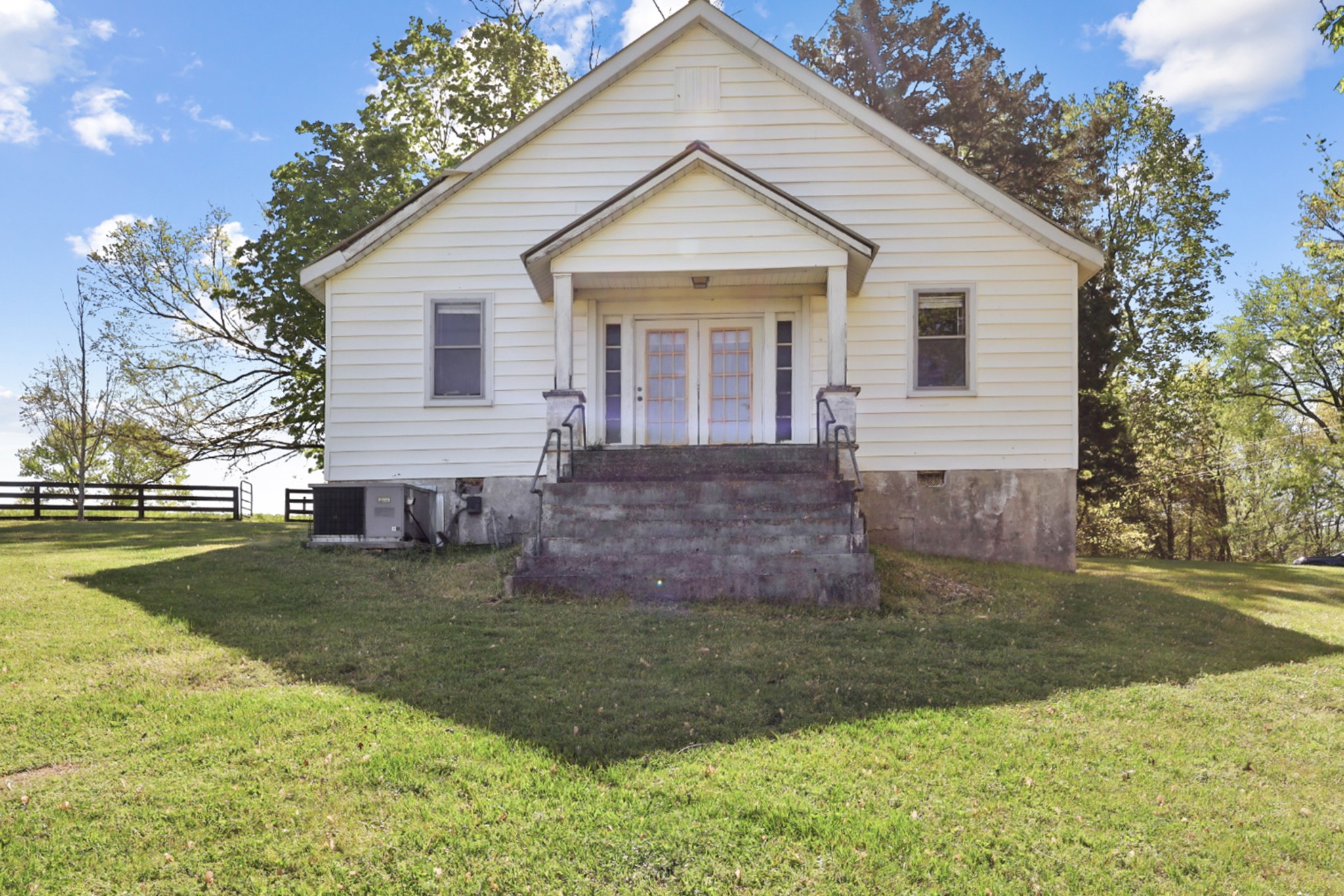 448 Dean Acre Ln