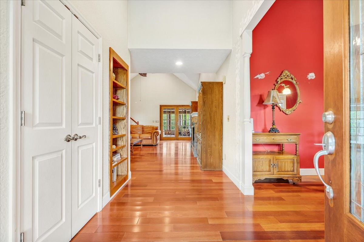 5384 Colony Rd