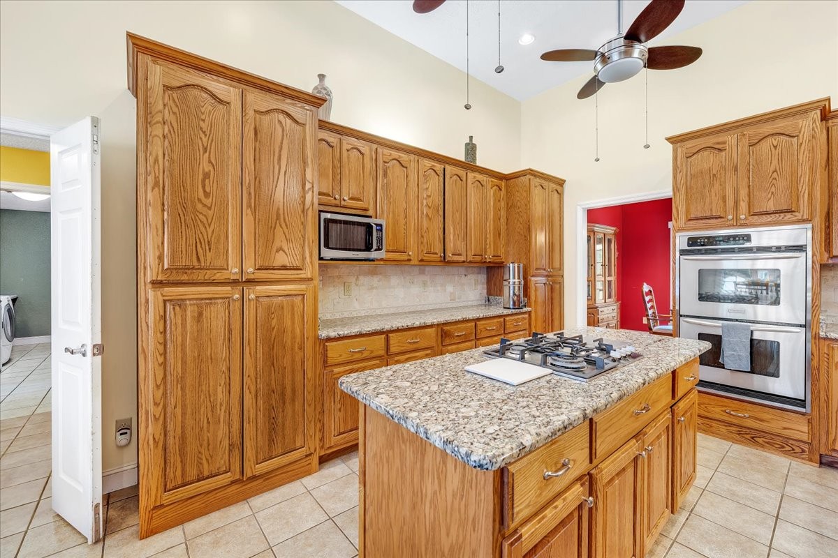 5384 Colony Rd