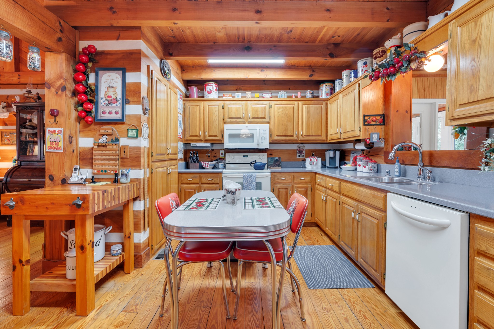 100 Shelton Ln
