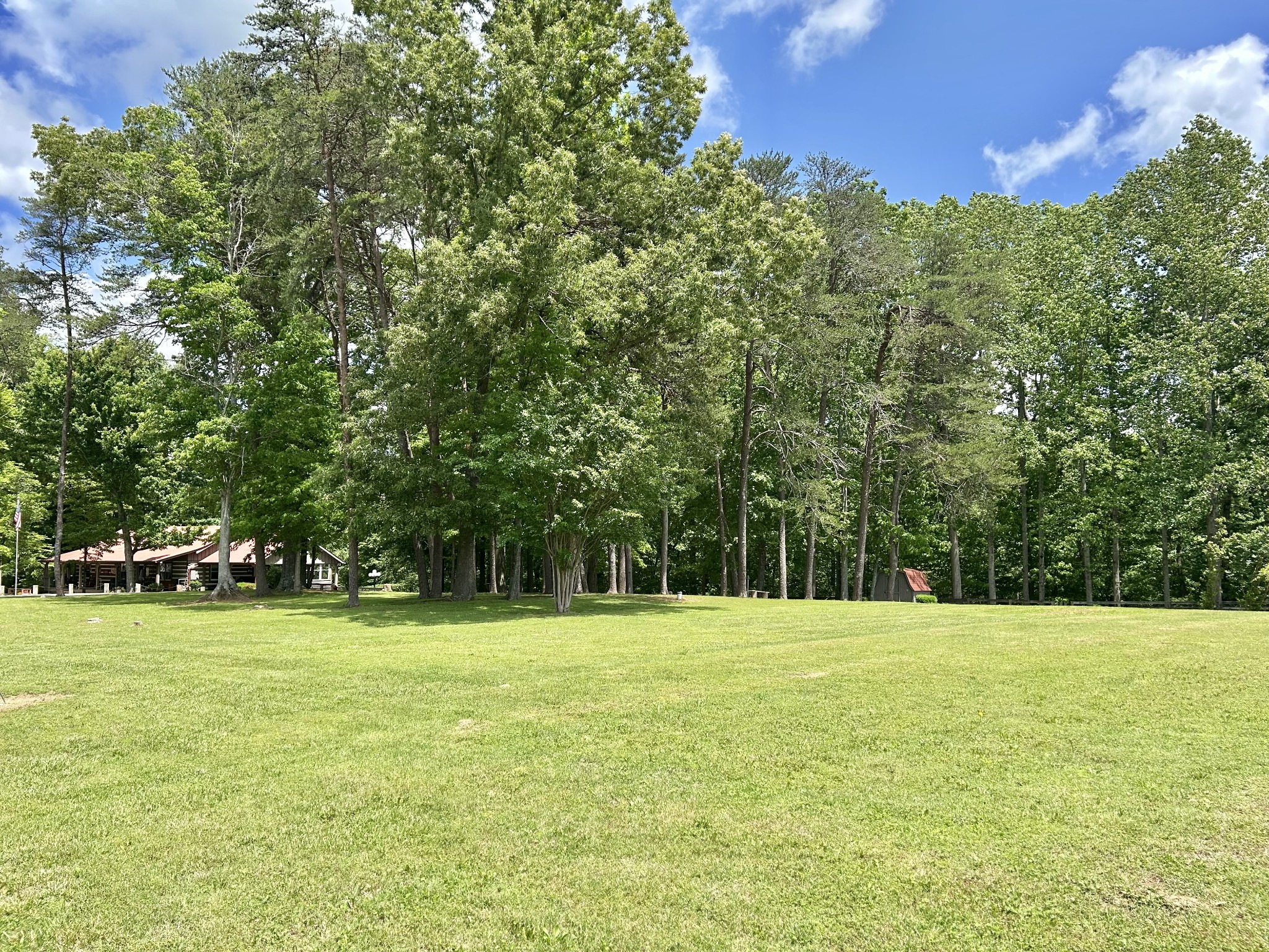 100 Shelton Ln