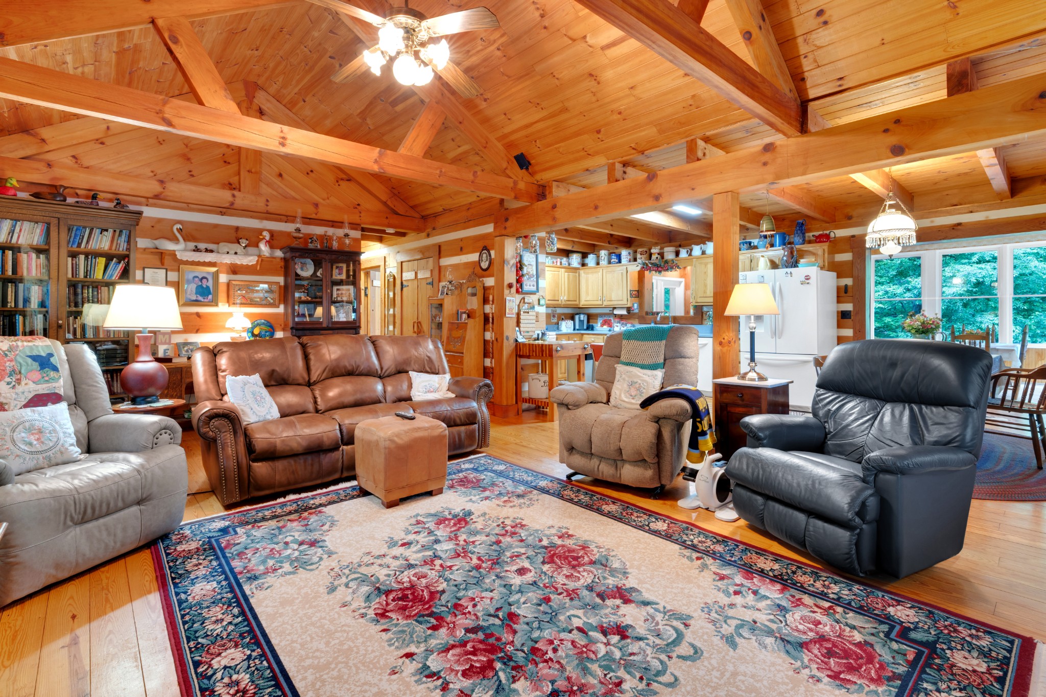 100 Shelton Ln