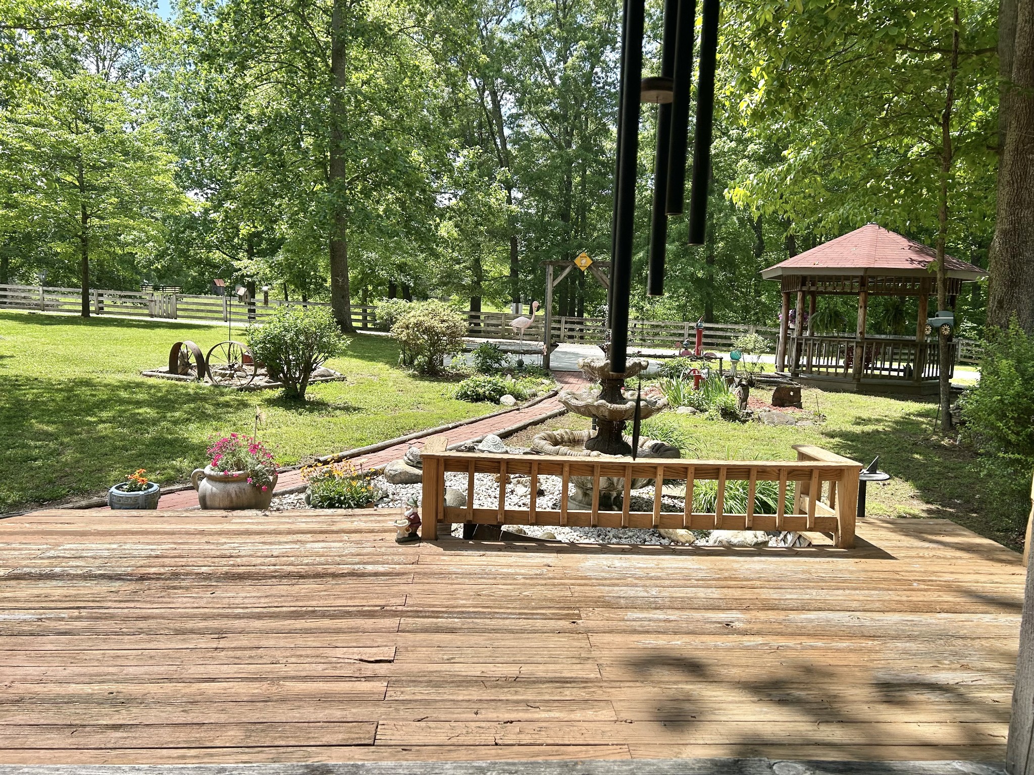 100 Shelton Ln
