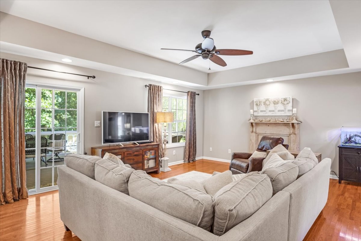 96 Caldwell Dr