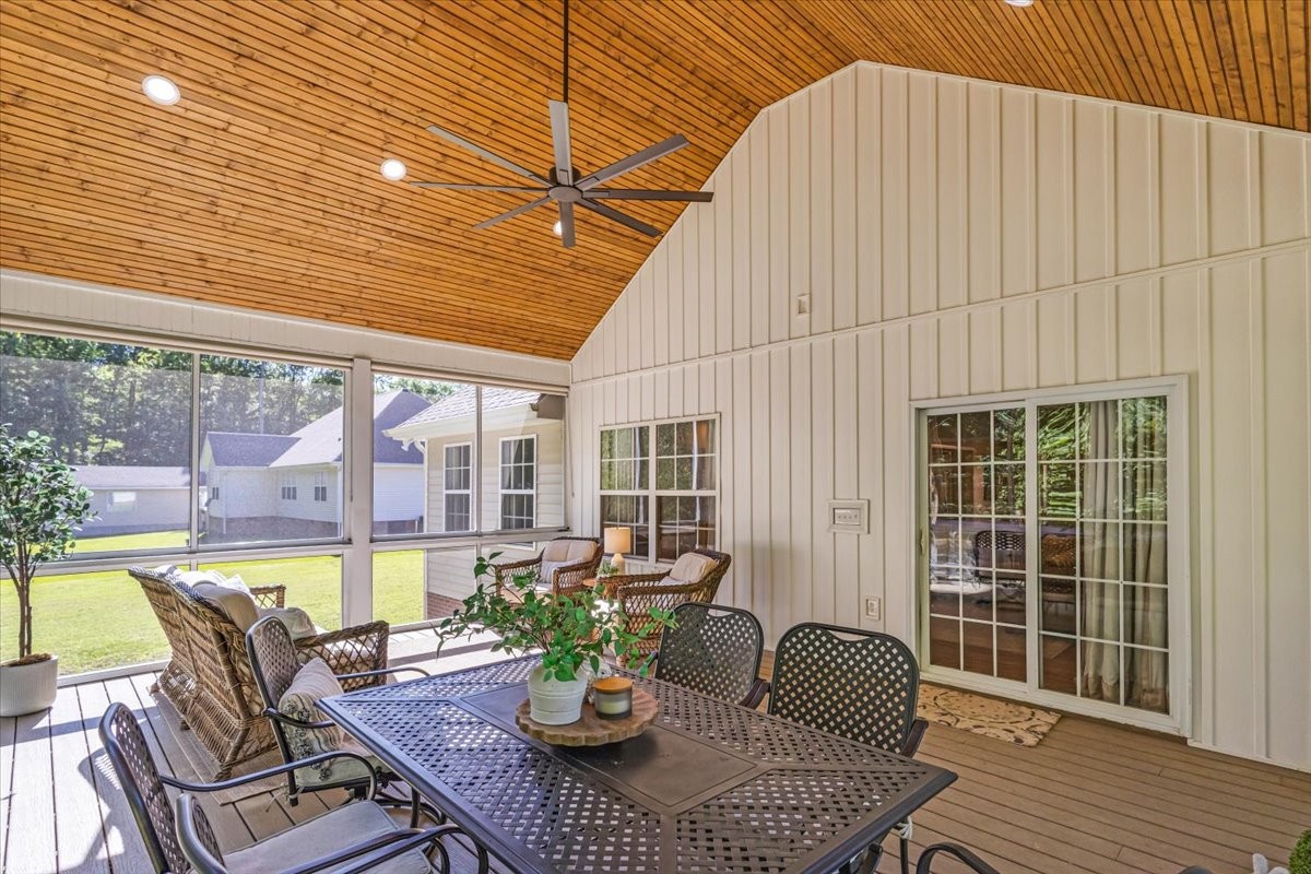 96 Caldwell Dr