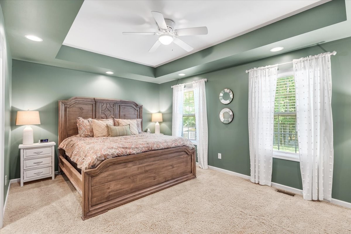 96 Caldwell Dr