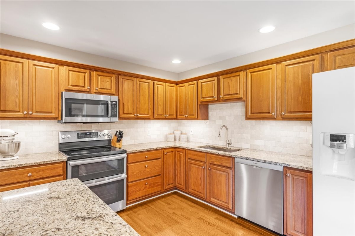 96 Caldwell Dr
