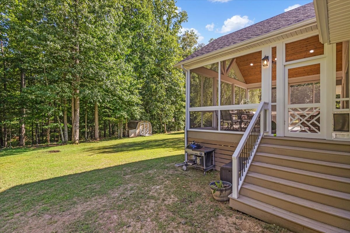 96 Caldwell Dr