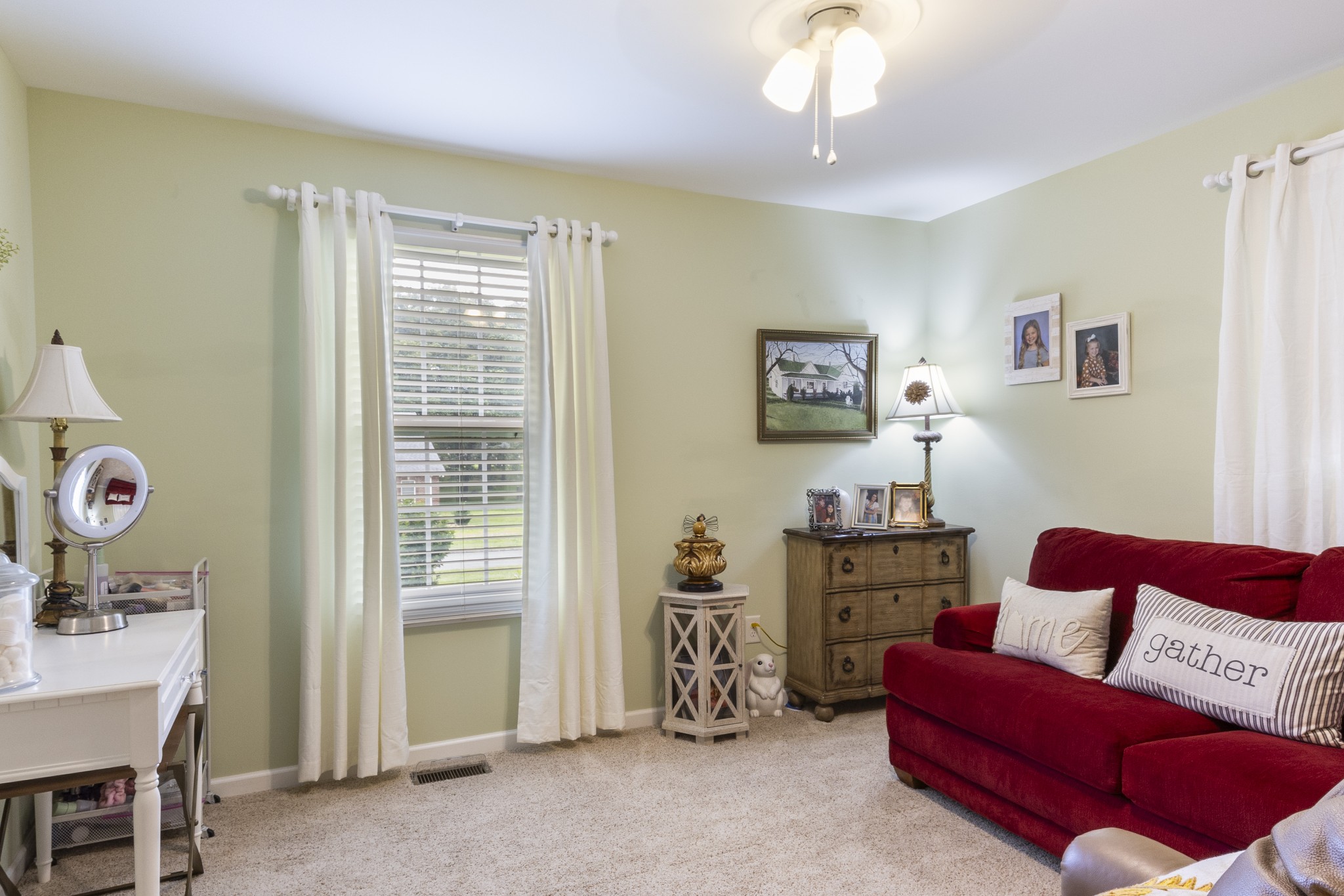 147 Crimson Dr