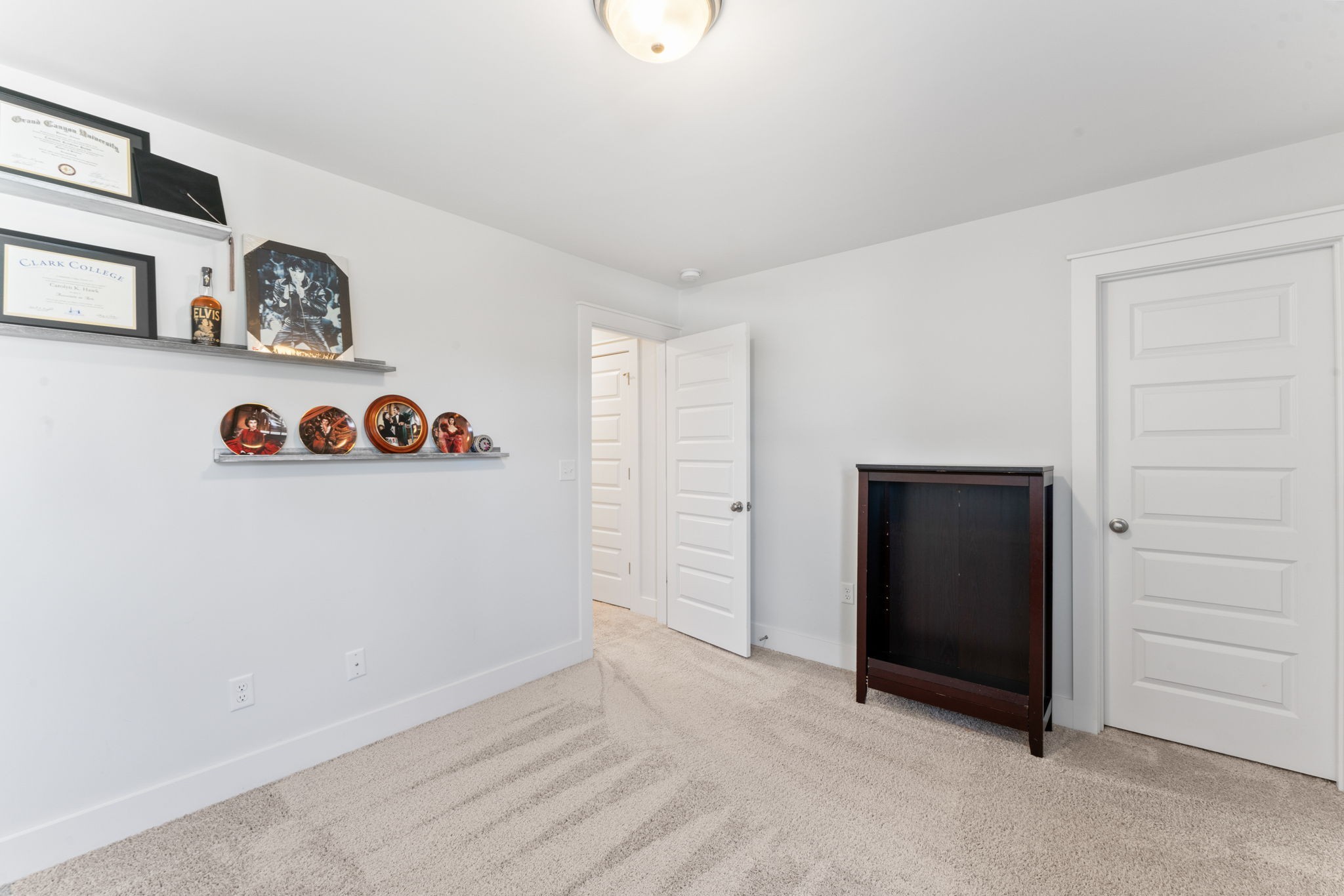 3440 Chinoe Dr