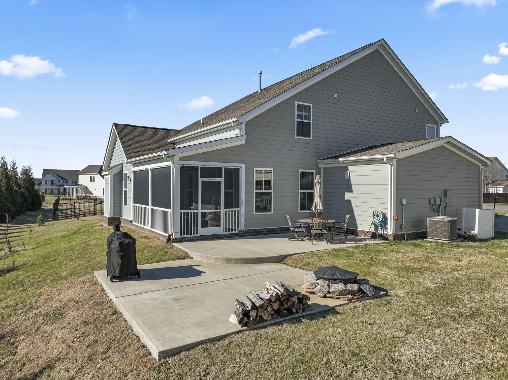 3440 Chinoe Dr