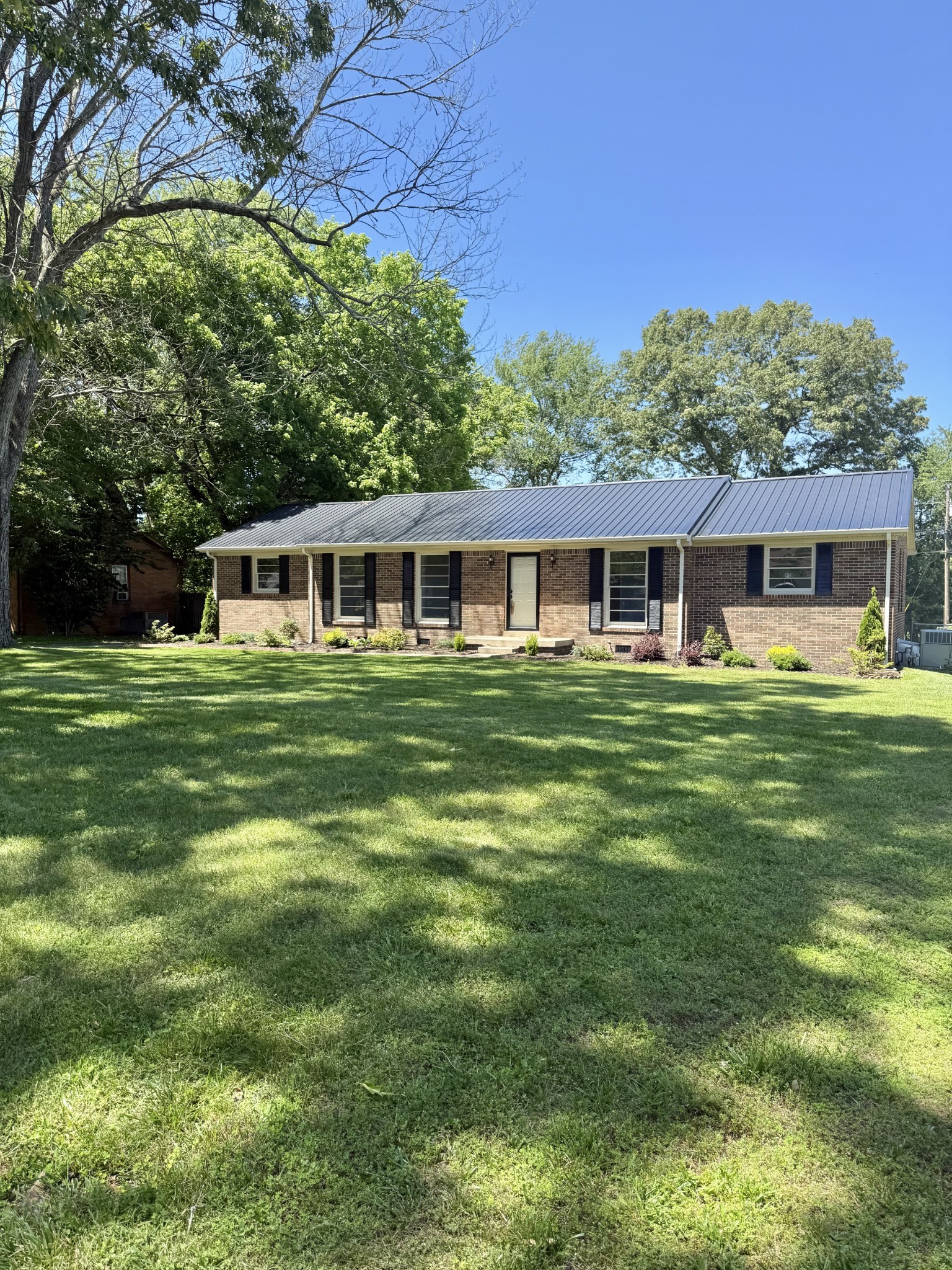 419 Sherwood Dr