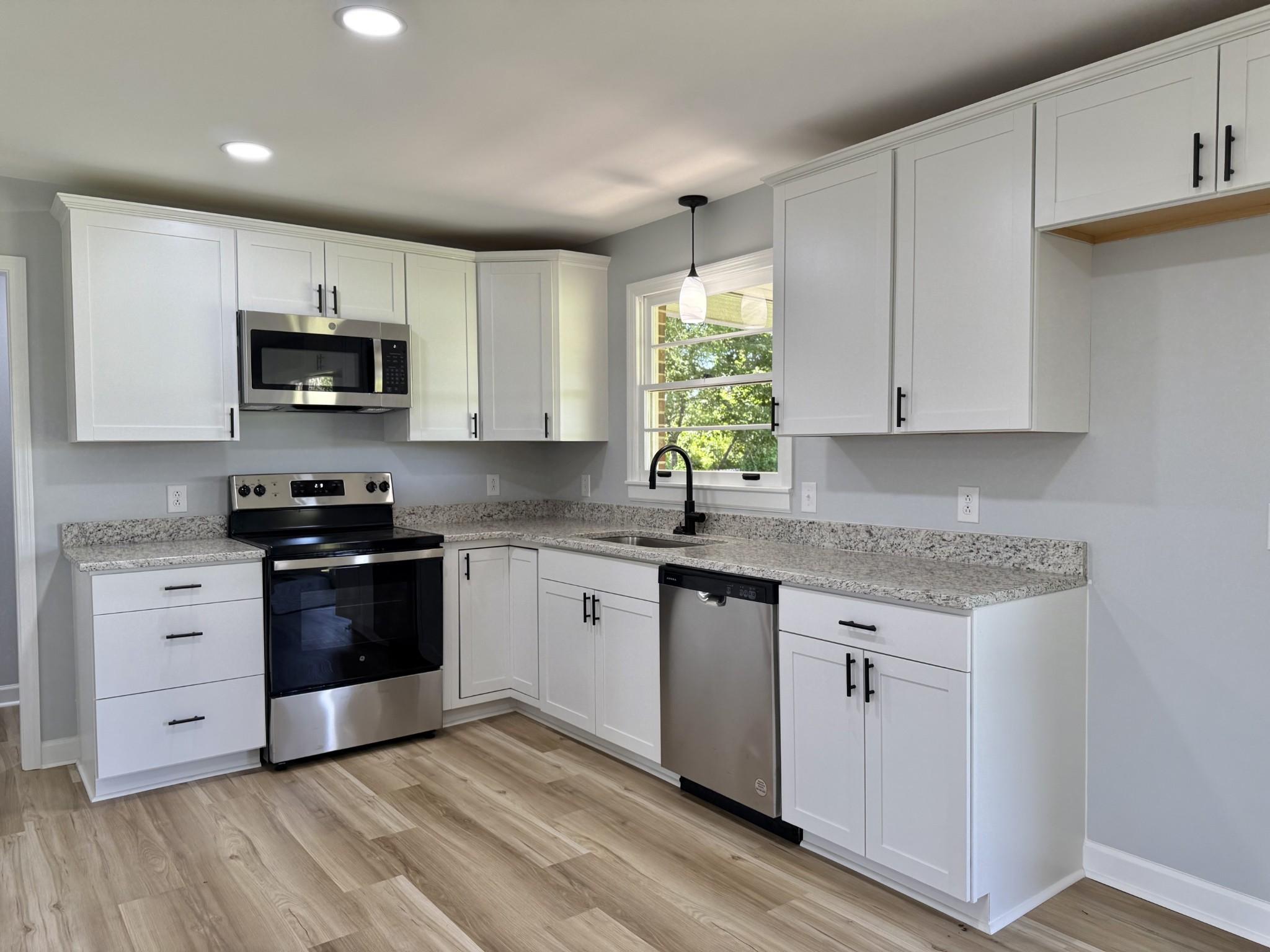 419 Sherwood Dr