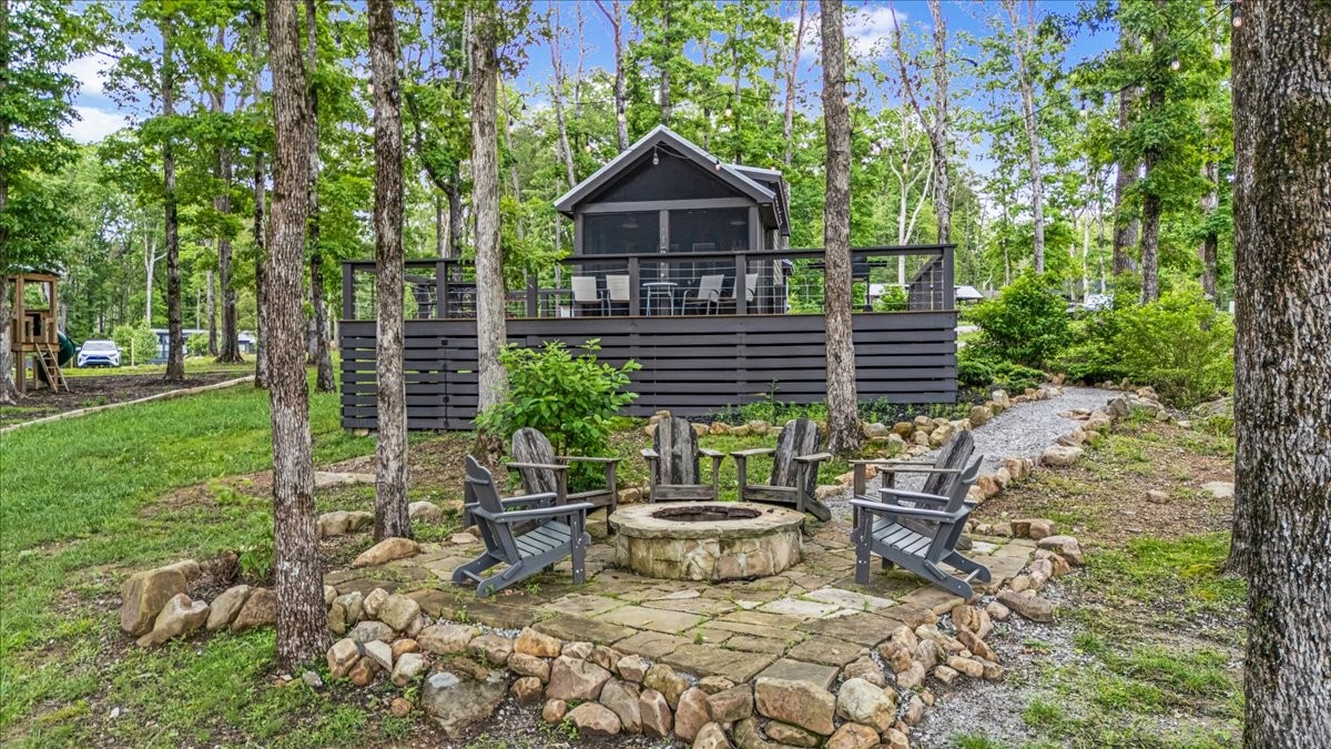 411 Waters Edge Way