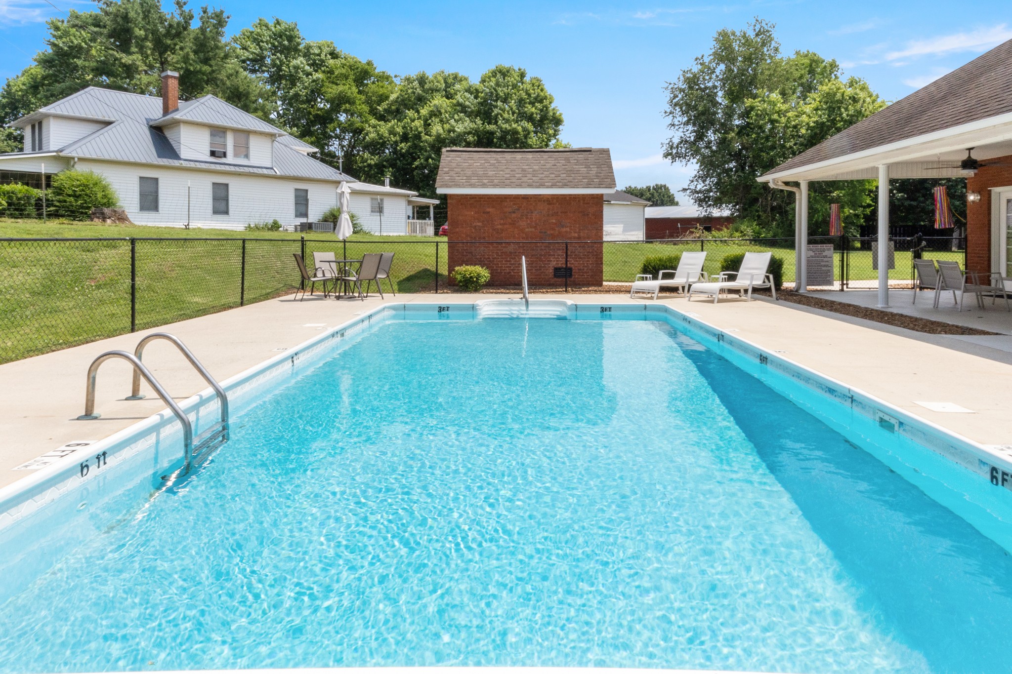 362 Chase Cir