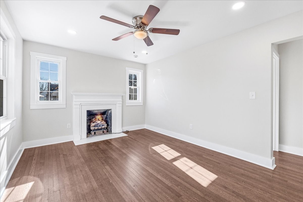 1115 Grantland Ave