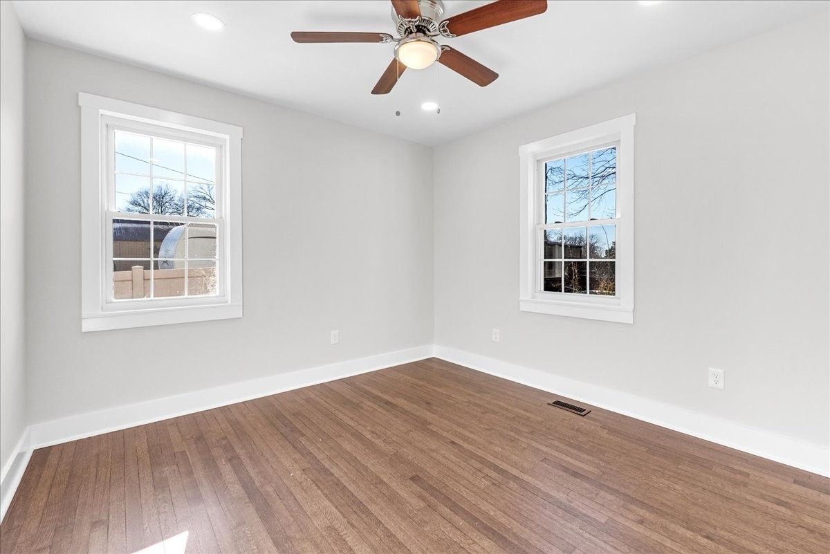 1115 Grantland Ave
