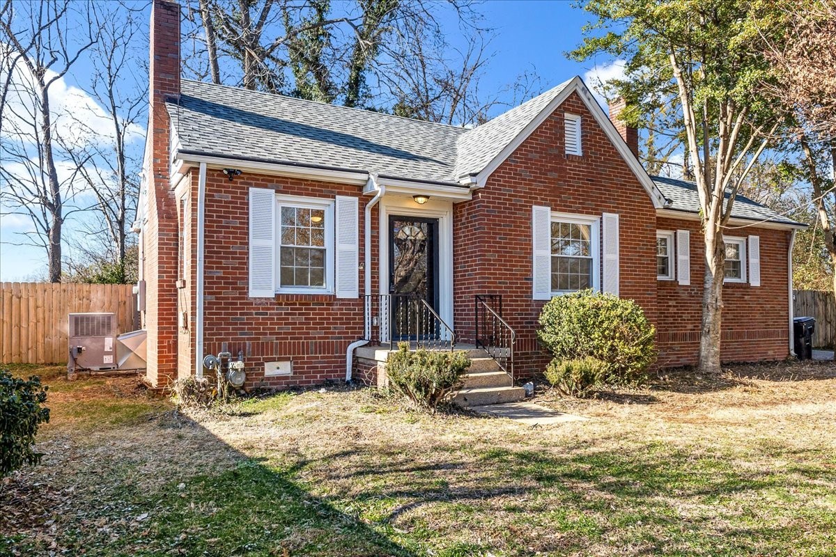 1115 Grantland Ave