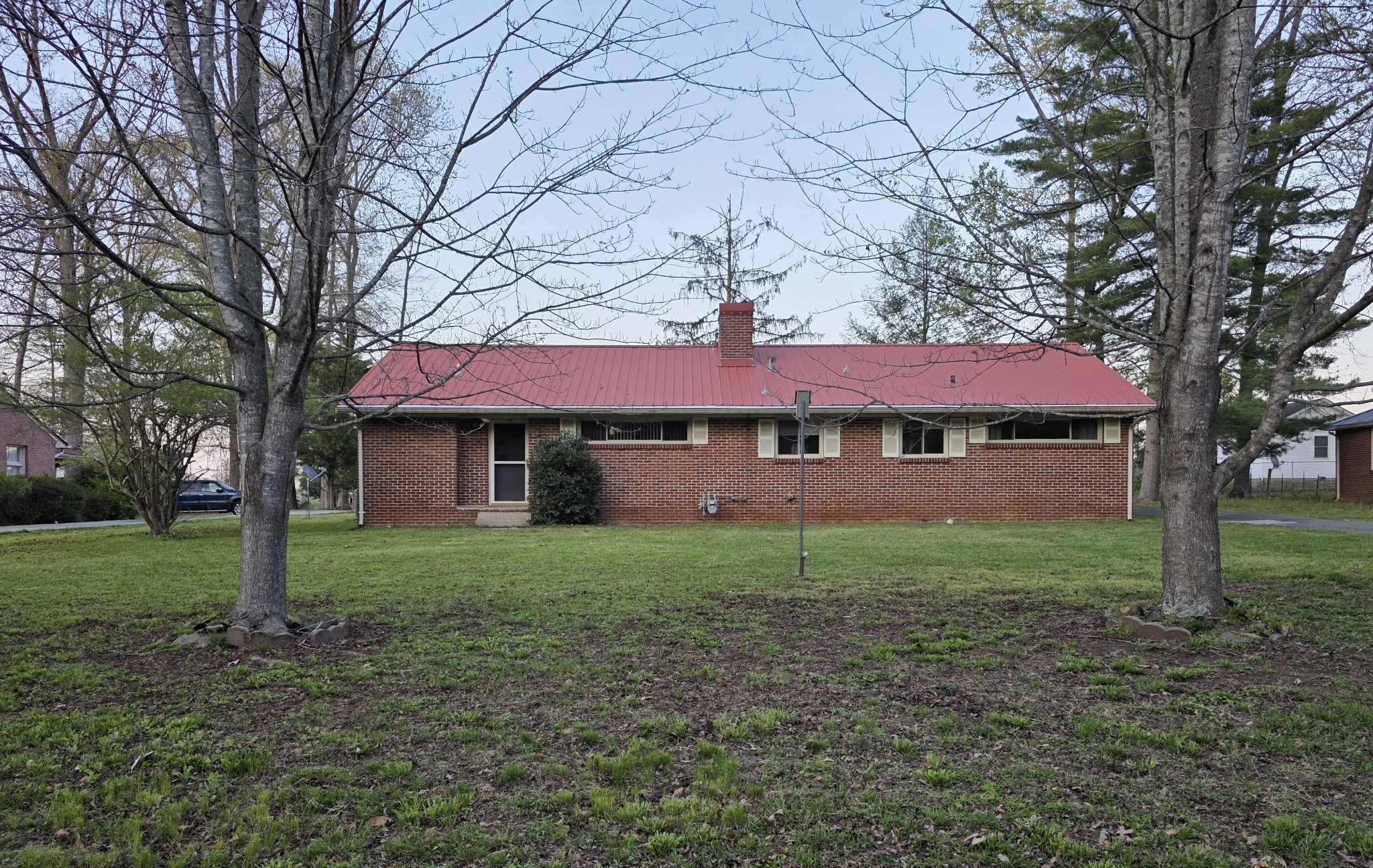 208 Jackson Cir