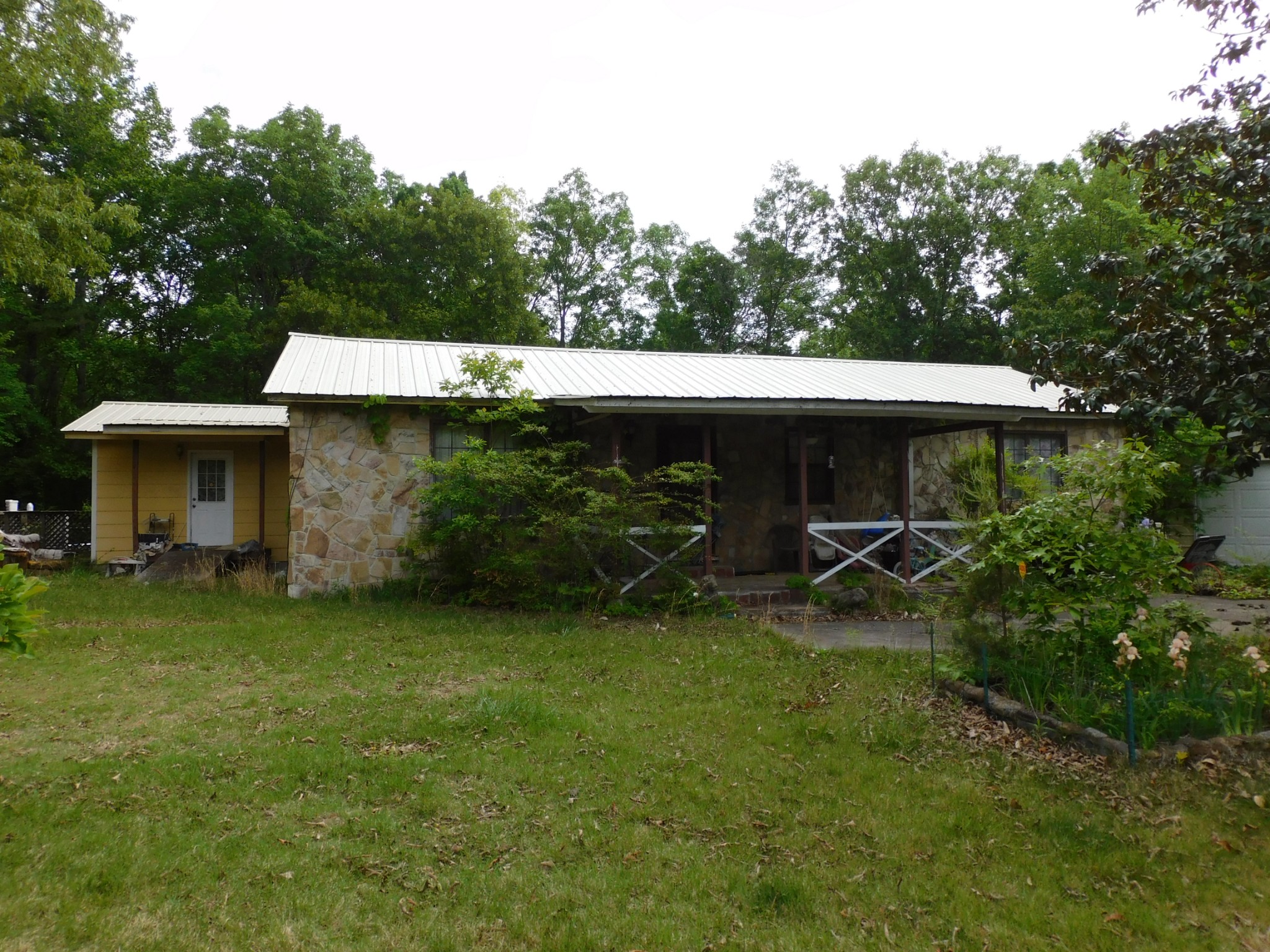 6406 Brenda Ct