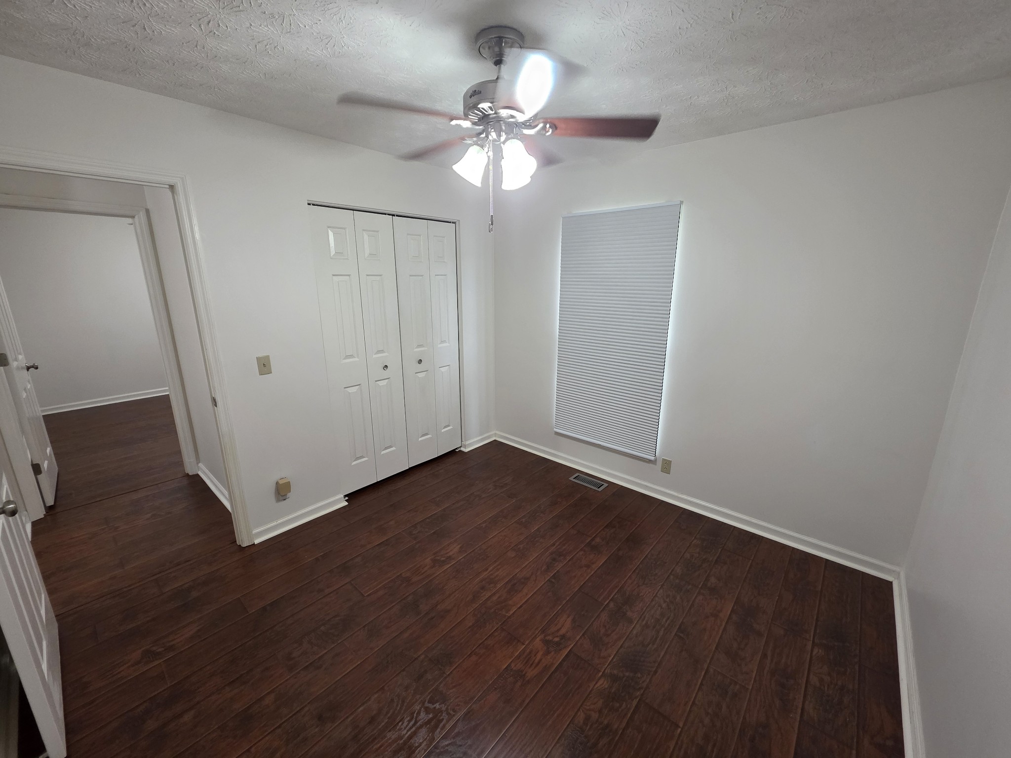 400 Elaine Ct