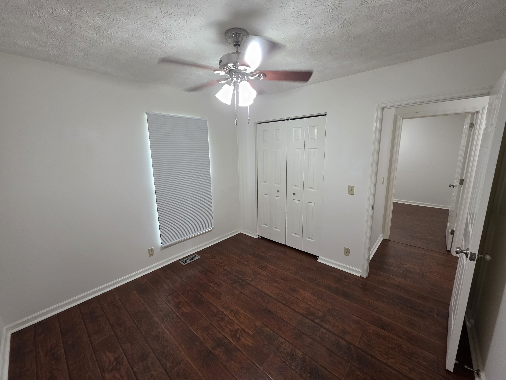 400 Elaine Ct