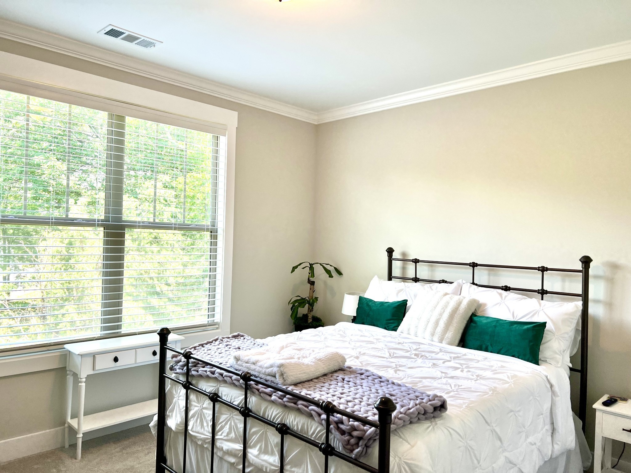 426 Tapestry Pl