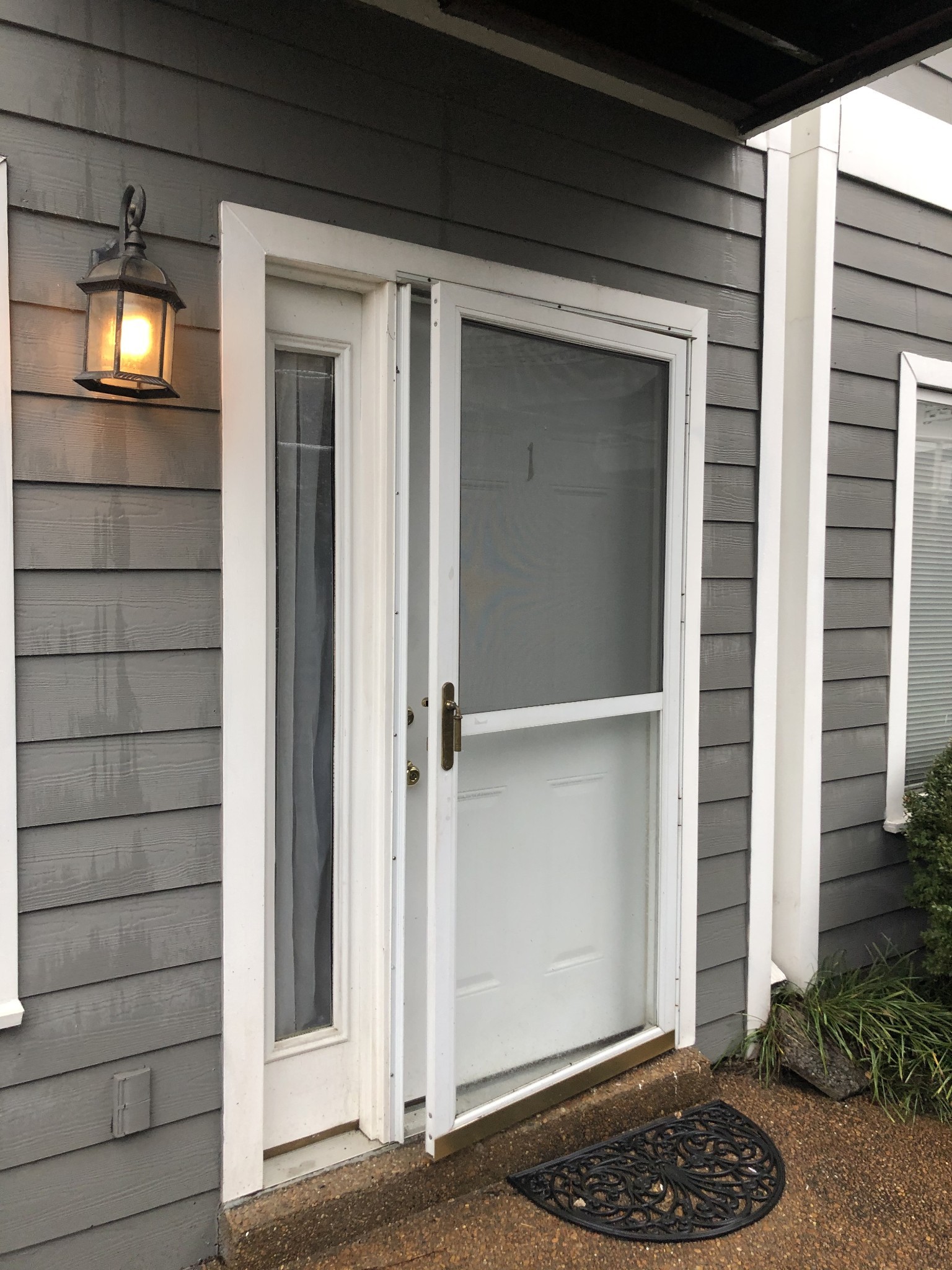 3204 W End Cir Unit: 1
