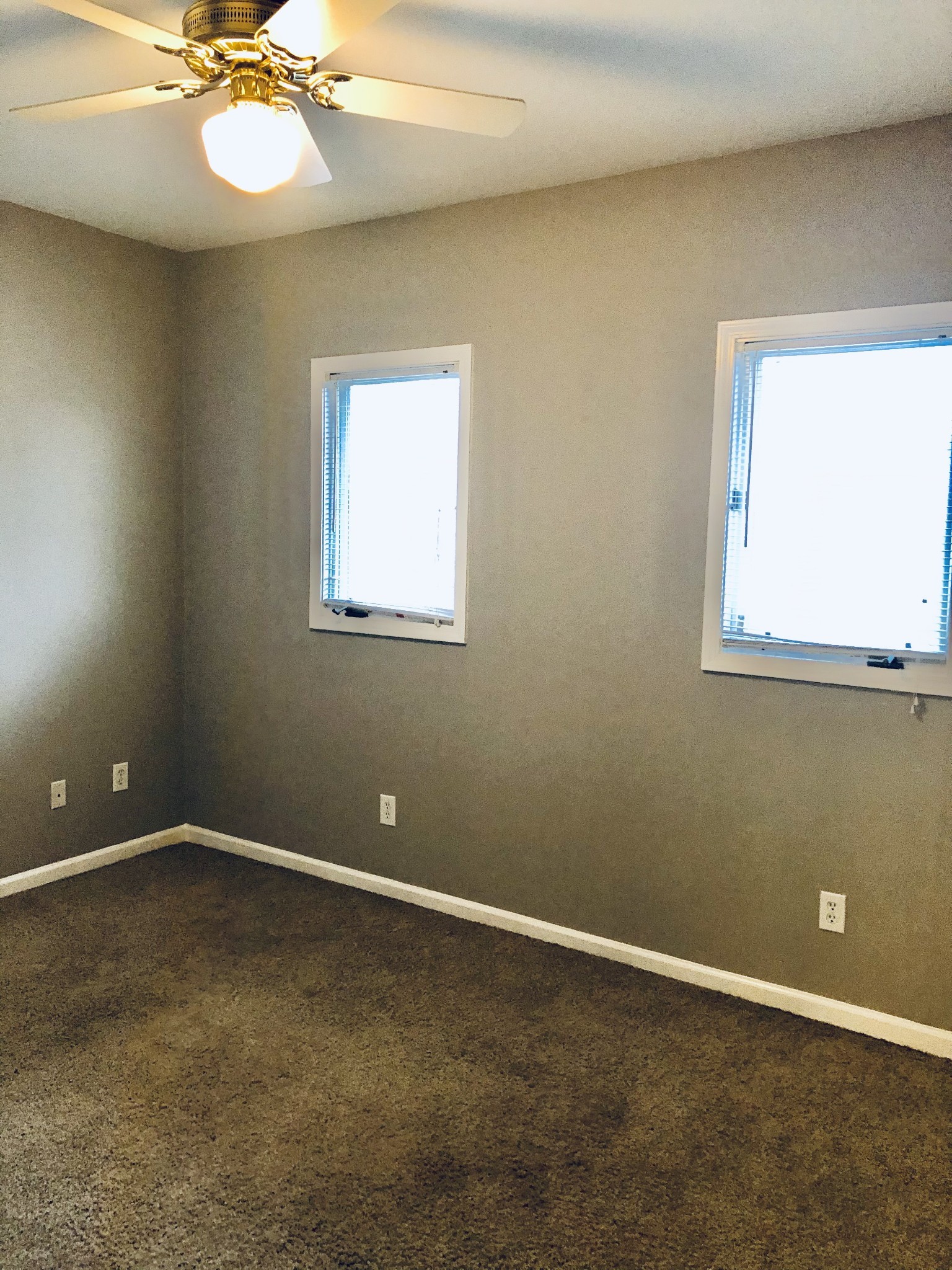 3204 W End Cir Unit: 1
