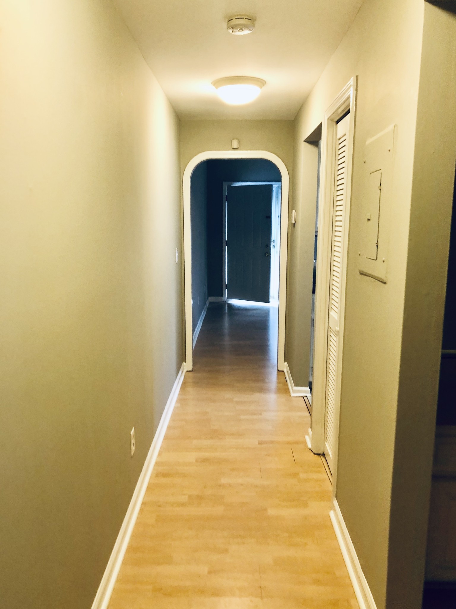 3204 W End Cir Unit: 1