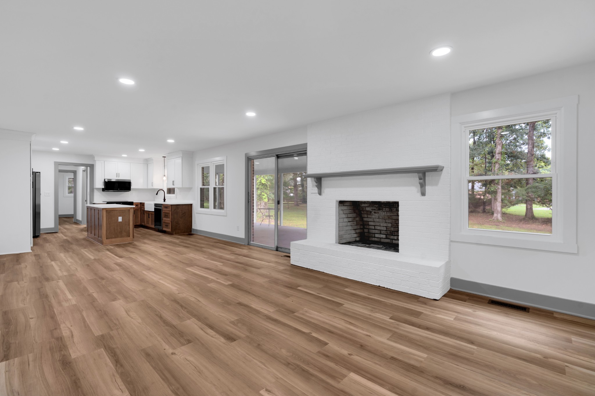 305 Twelve Oaks Rd
