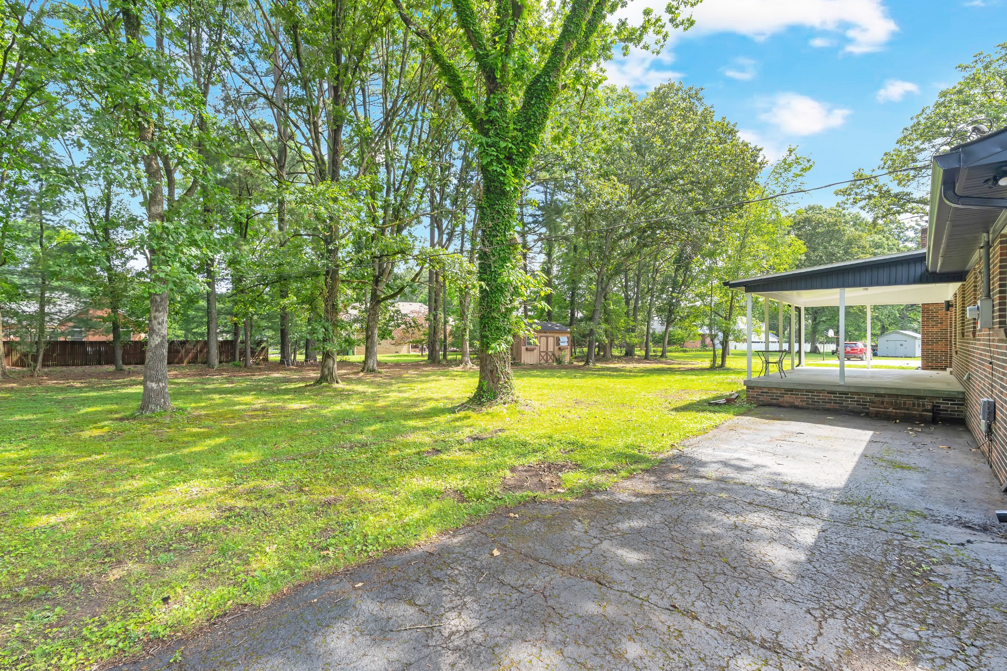 305 Twelve Oaks Rd