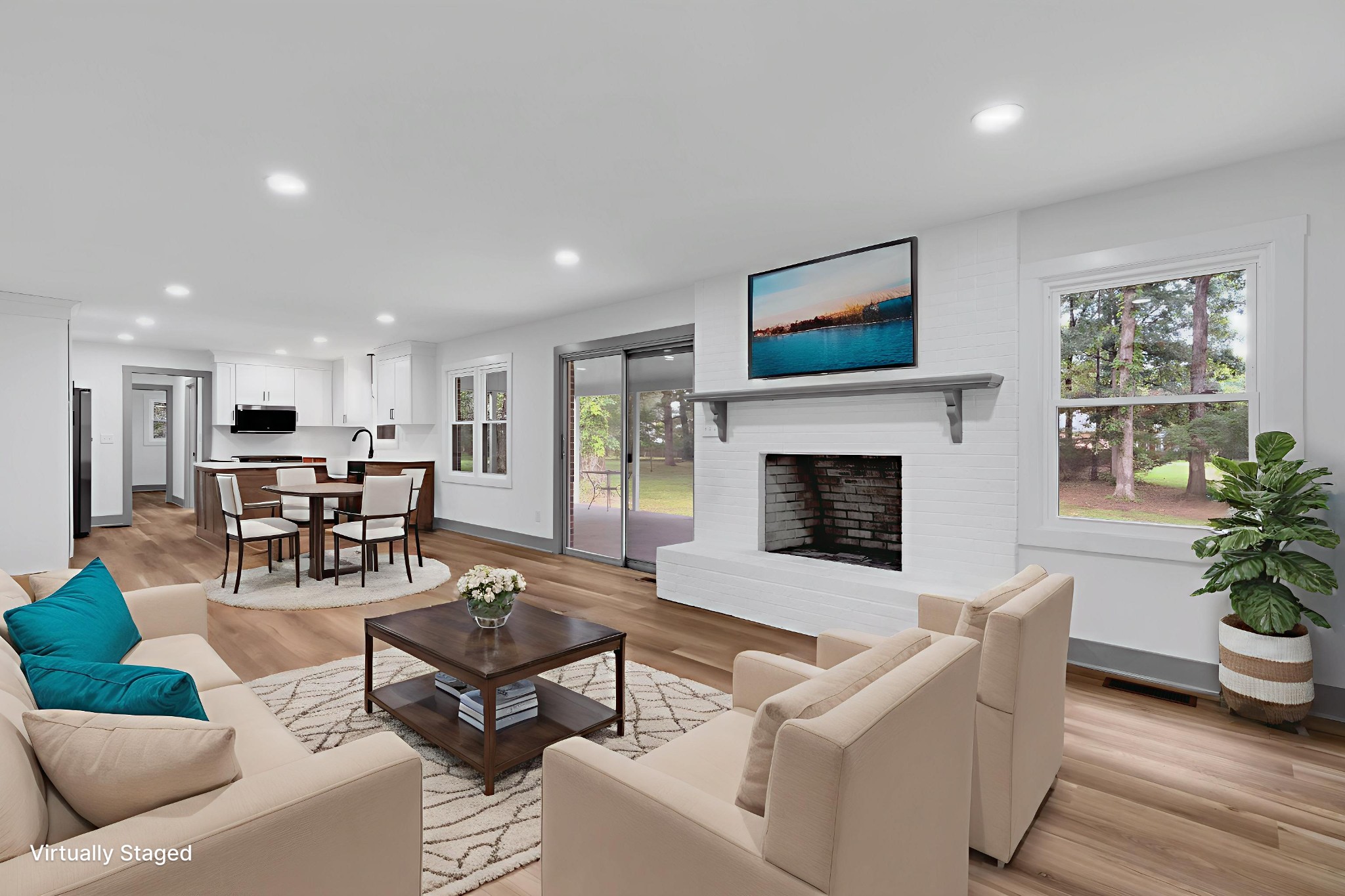305 Twelve Oaks Rd