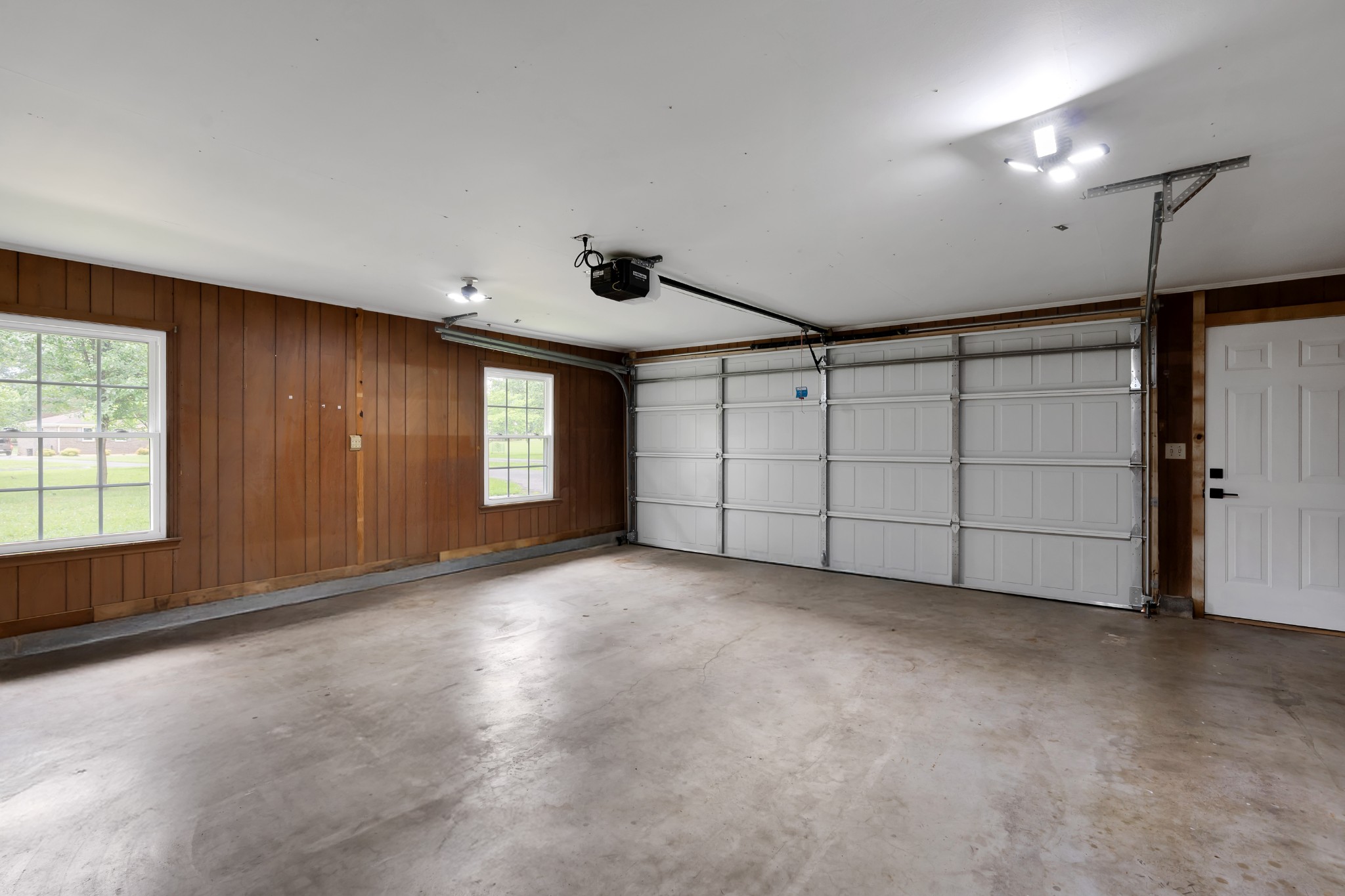 305 Twelve Oaks Rd