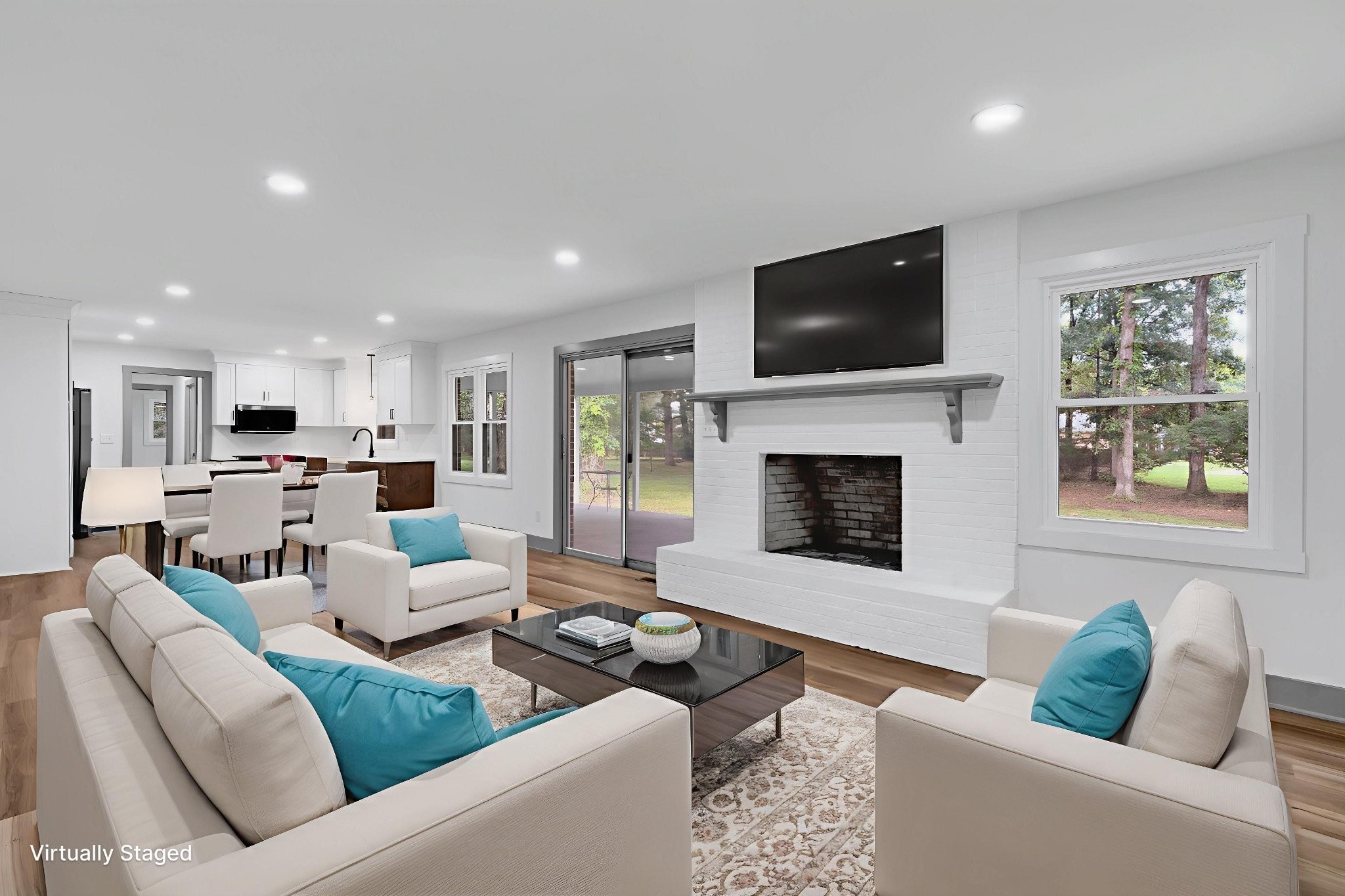305 Twelve Oaks Rd
