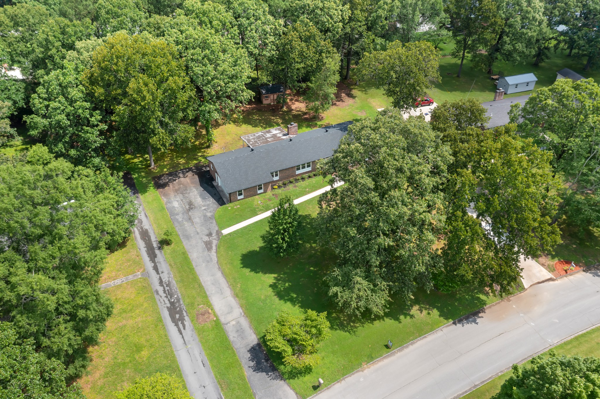305 Twelve Oaks Rd