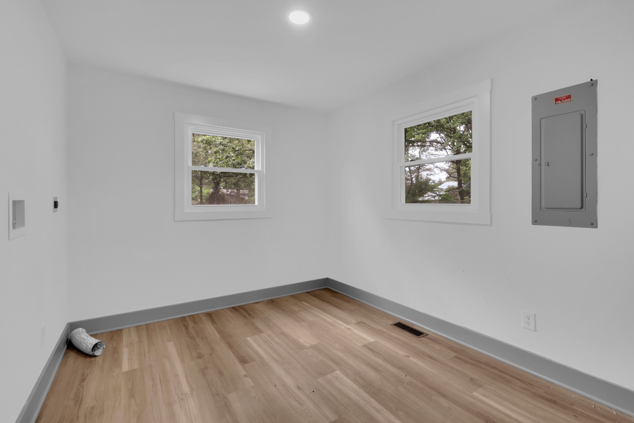 305 Twelve Oaks Rd