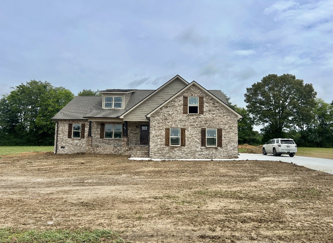 438 Randall Ln