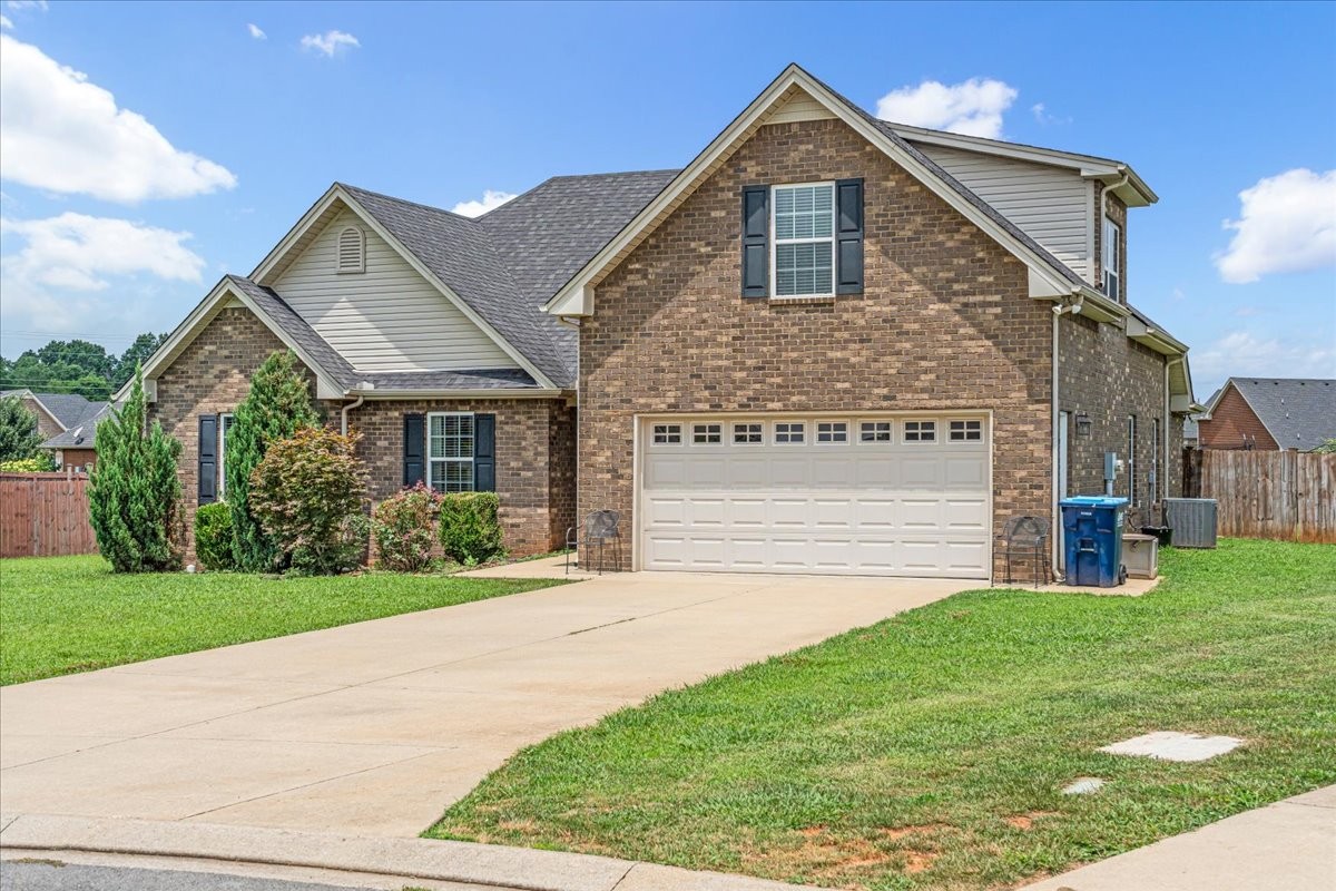 2905 Daytona Ct