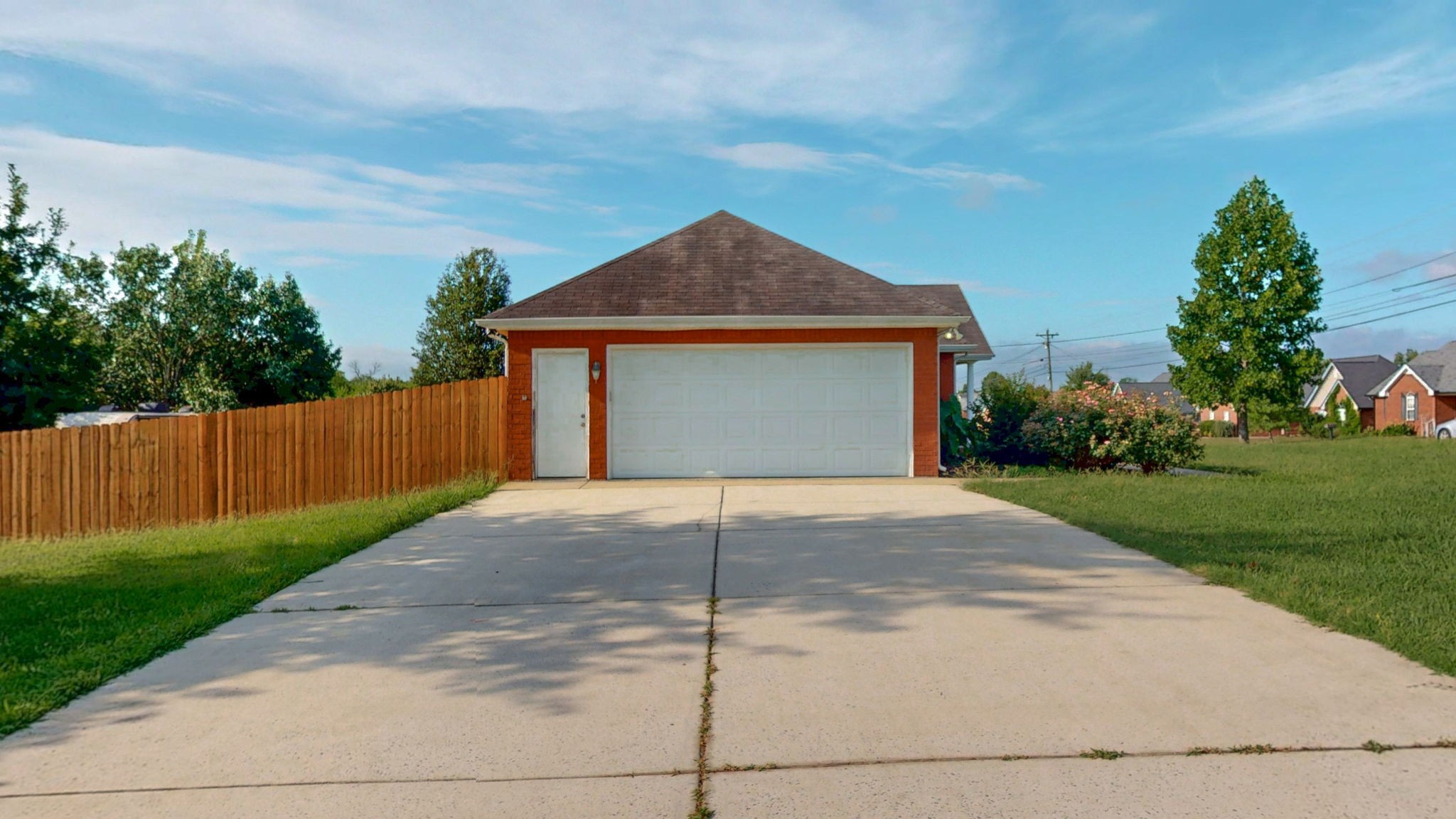 1040 Auldridge Dr
