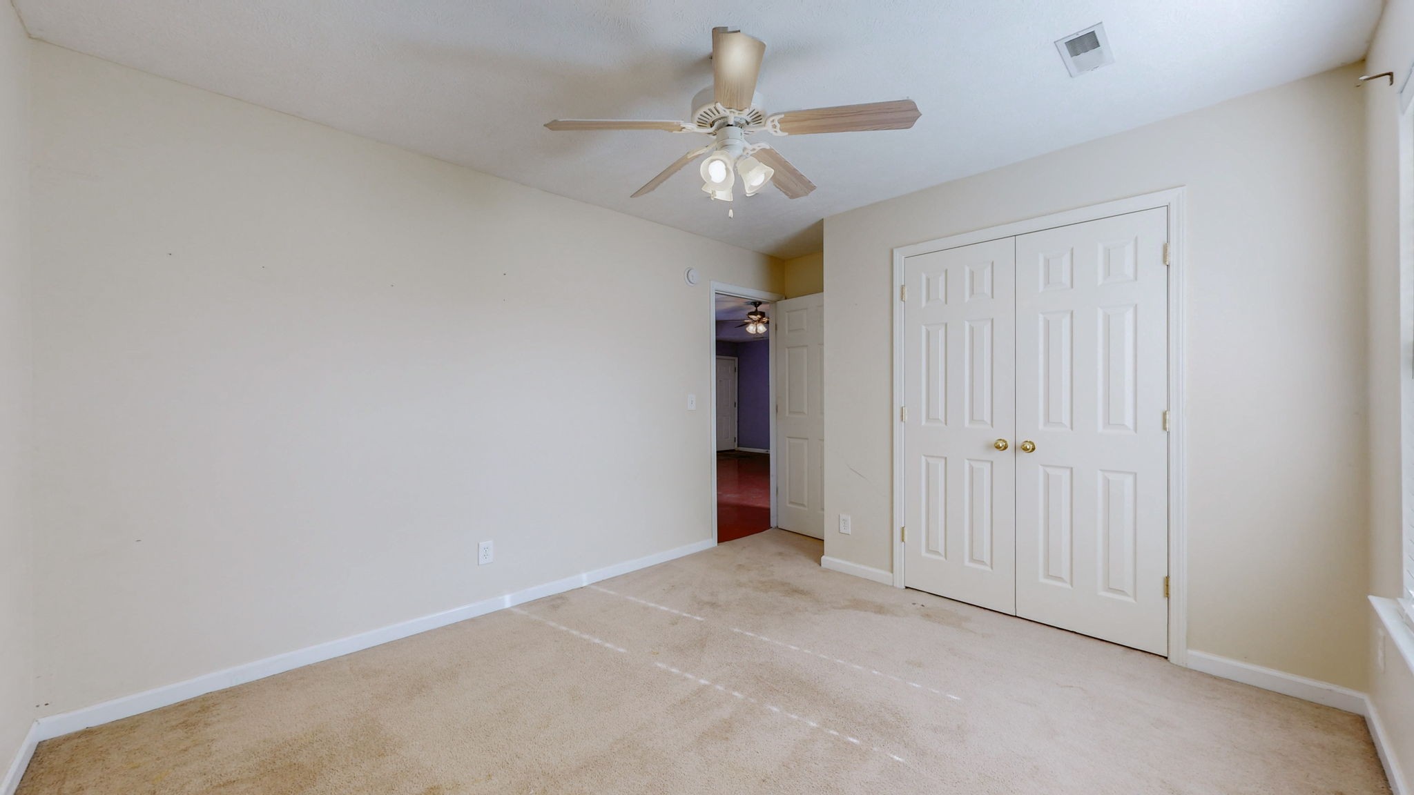 1040 Auldridge Dr