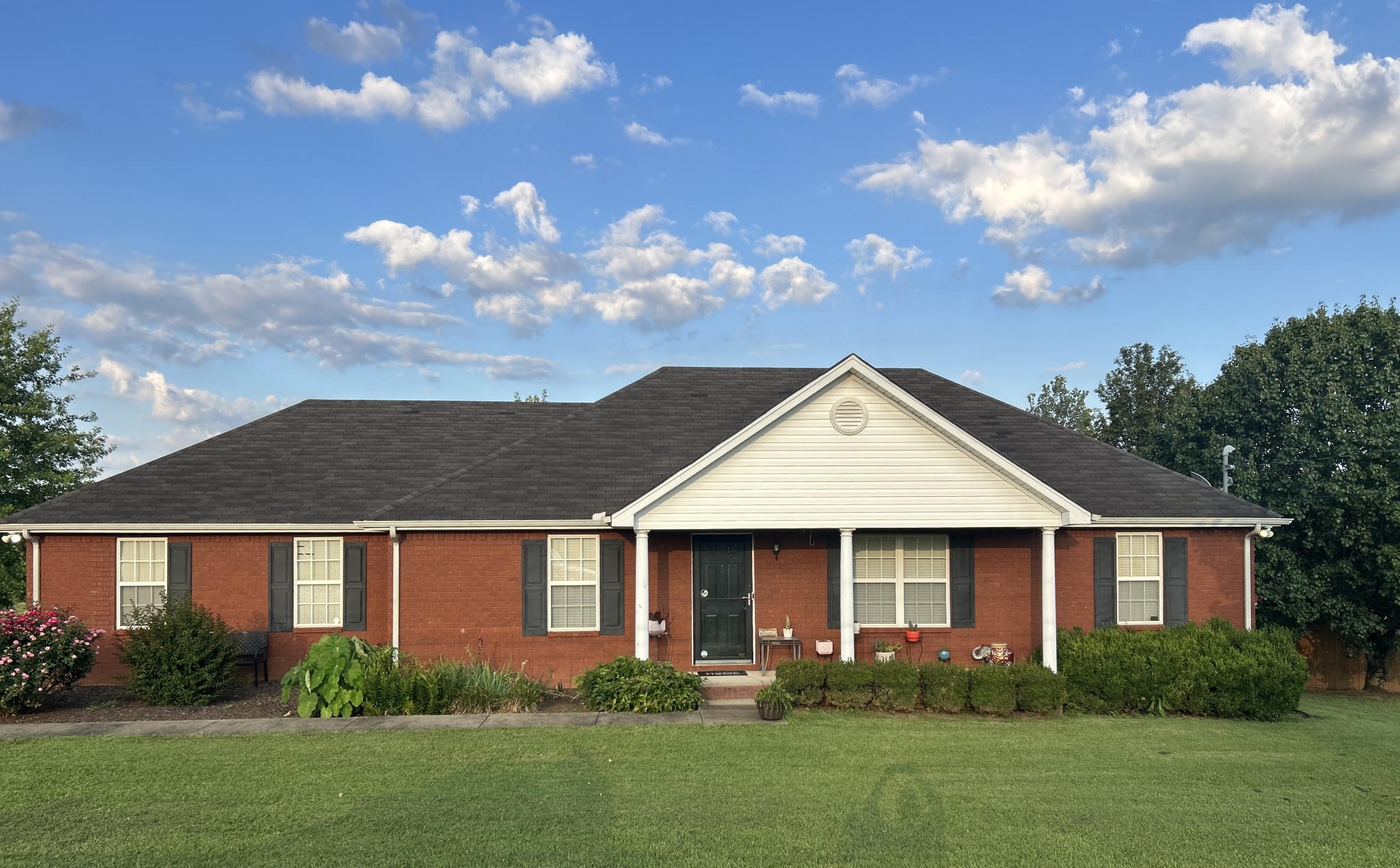 1040 Auldridge Dr