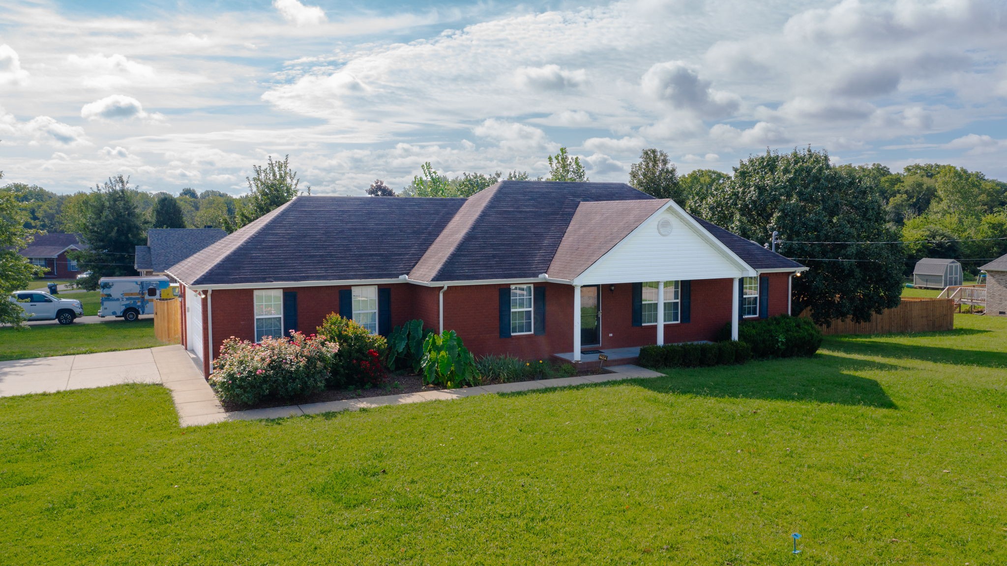 1040 Auldridge Dr