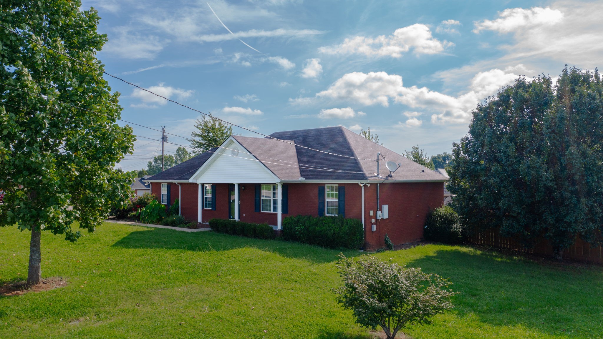 1040 Auldridge Dr