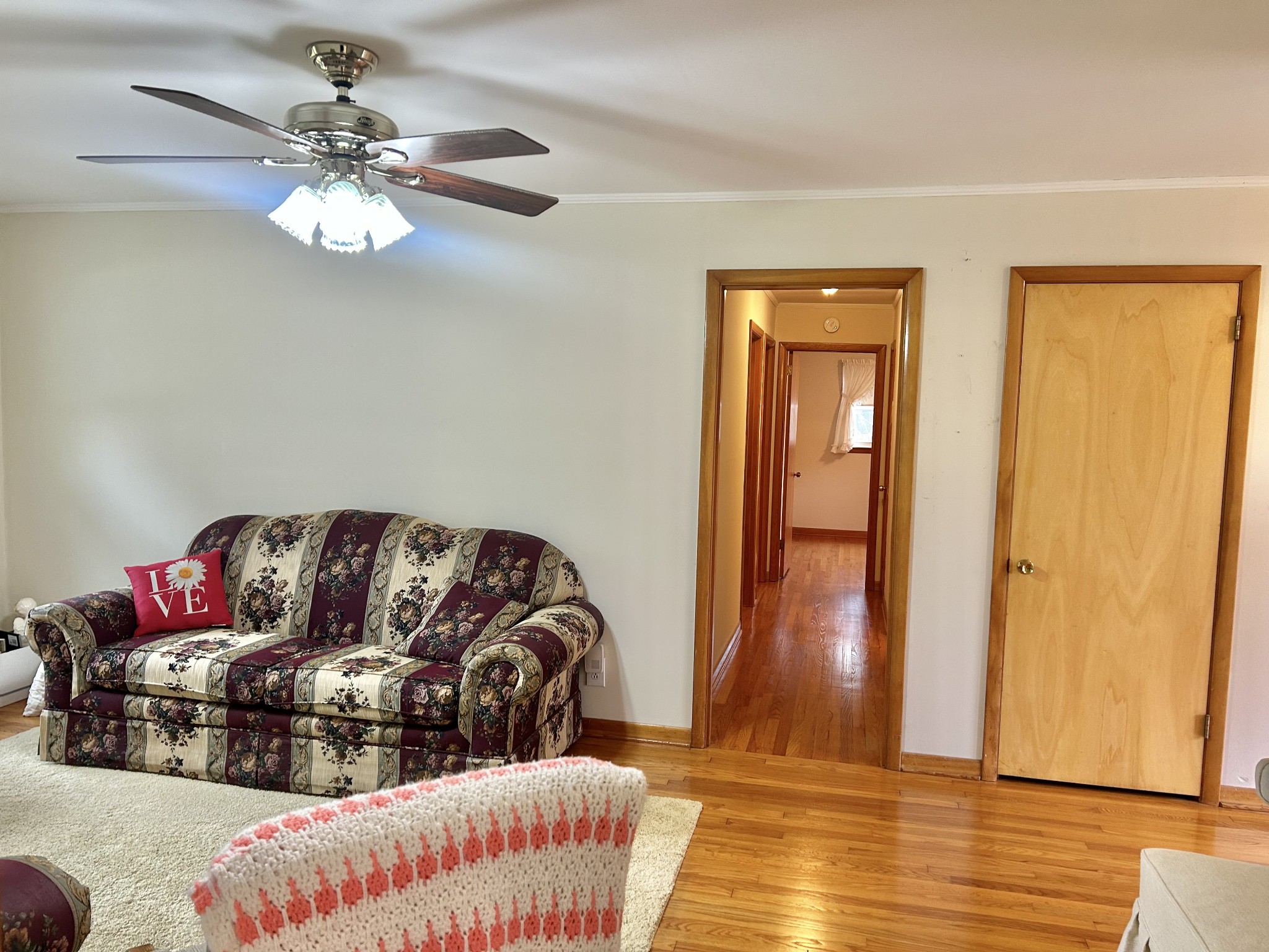 119 Elkins St